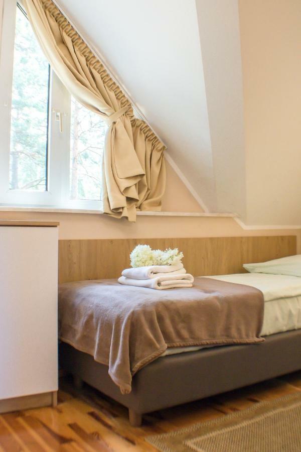 Forest Family Resort - Domki Caloroczne Устка Экстерьер фото